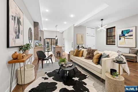 Photo of 545 Palisade Avenue #2, Jersey City, NJ 07307 (MLS # 26029802)