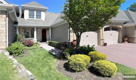 75 Windsor Lane, Ramsey, NJ 07446 - MLS#: 25015745