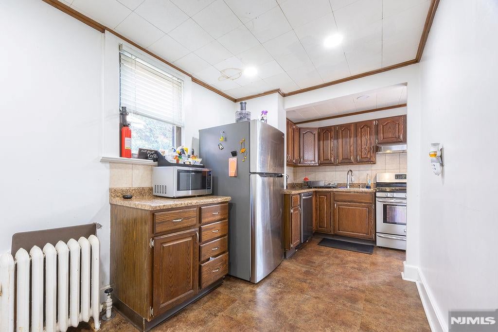 420 Dewitt Avenue