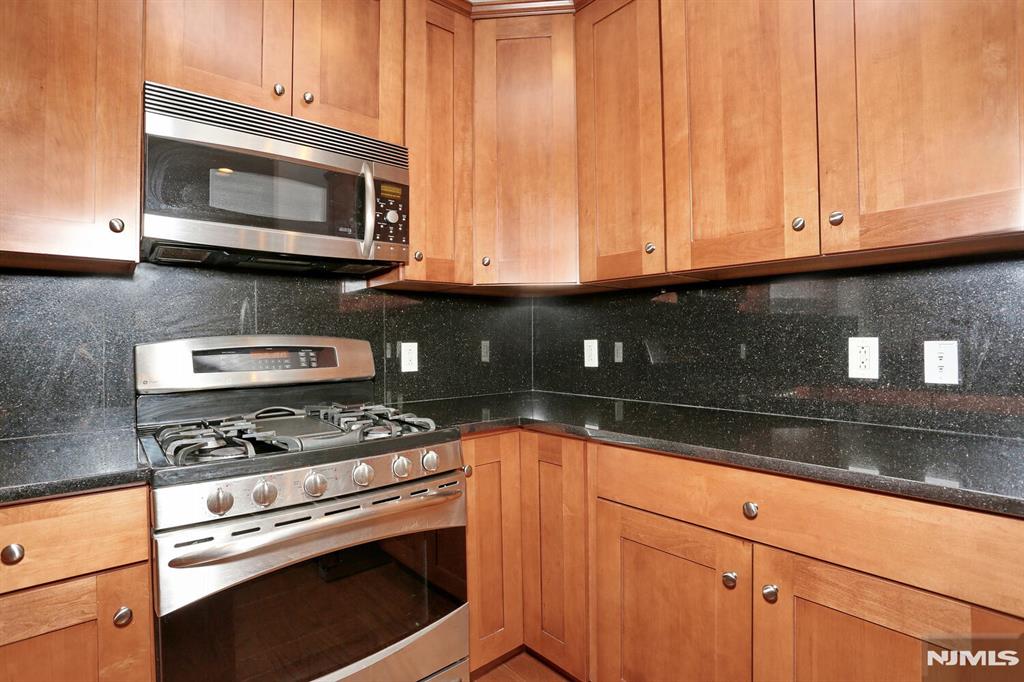 7400 River Road 228