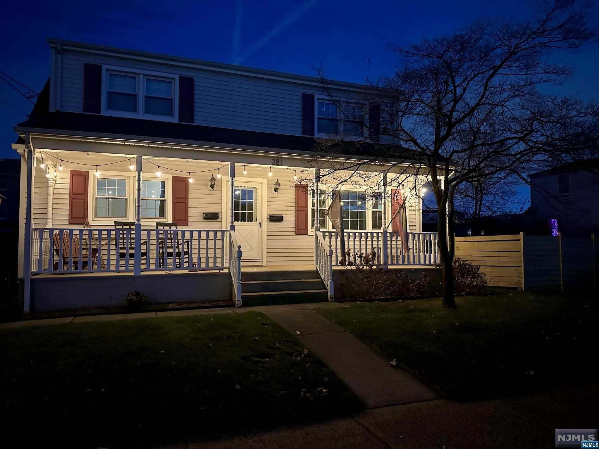 Hawthorne, New Jersey 07506, United States, 2 Bedrooms Bedrooms, ,1 BathroomBathrooms,Residential,Pending,27788