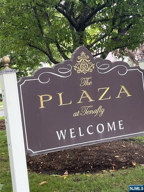 2212 The Plaza Tenafly NJ 07670