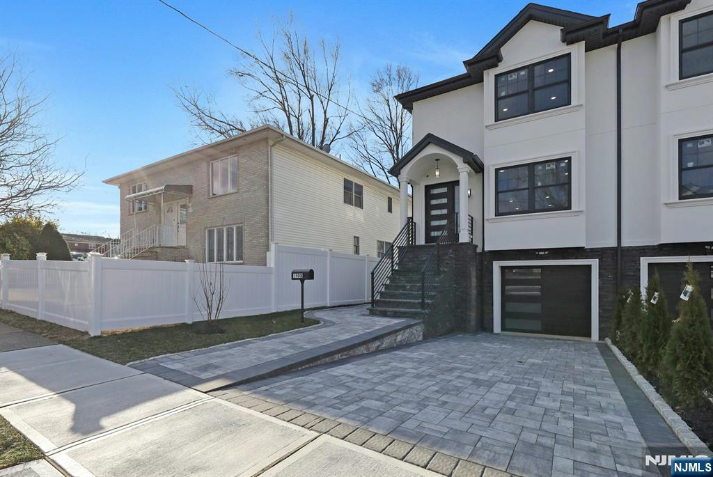 Lodi, New Jersey 07644, United States, 3 Bedrooms Bedrooms, ,3 BathroomsBathrooms,Residential,Pending,12695