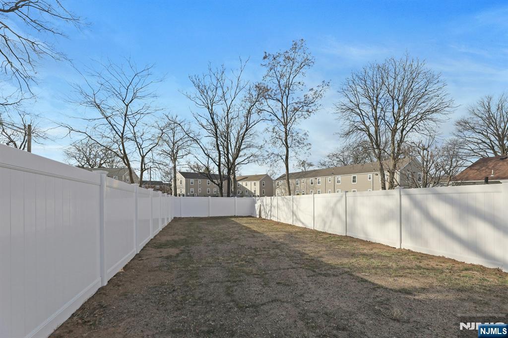 Lodi, New Jersey 07644, United States, 3 Bedrooms Bedrooms, ,3 BathroomsBathrooms,Residential,Pending,12695