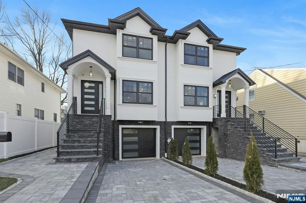 Lodi, New Jersey 07644, United States, 3 Bedrooms Bedrooms, ,3 BathroomsBathrooms,Residential,Pending,12695