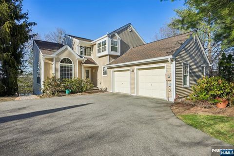 15 Ryan Lane Lincoln Park Borough NJ 07035