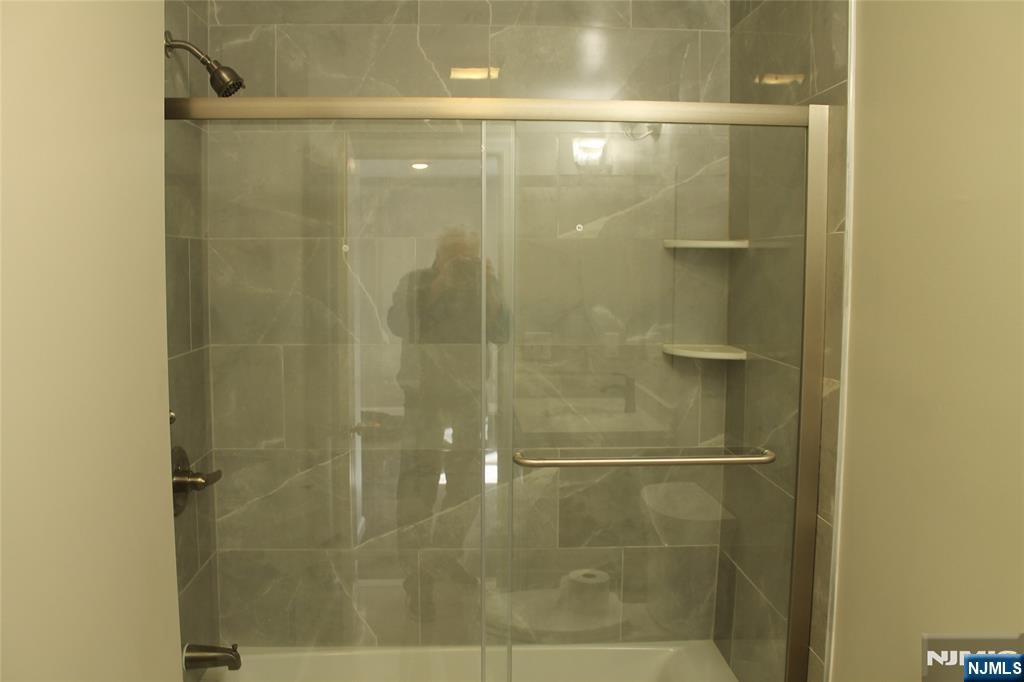 519 Roosevelt Avenue 2