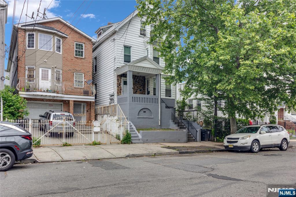 Property for Sale at 145 Fairmount Avenue, Newark, New Jersey - Bedrooms: 8 
Bathrooms: 3 
Rooms: 13  - $595,000