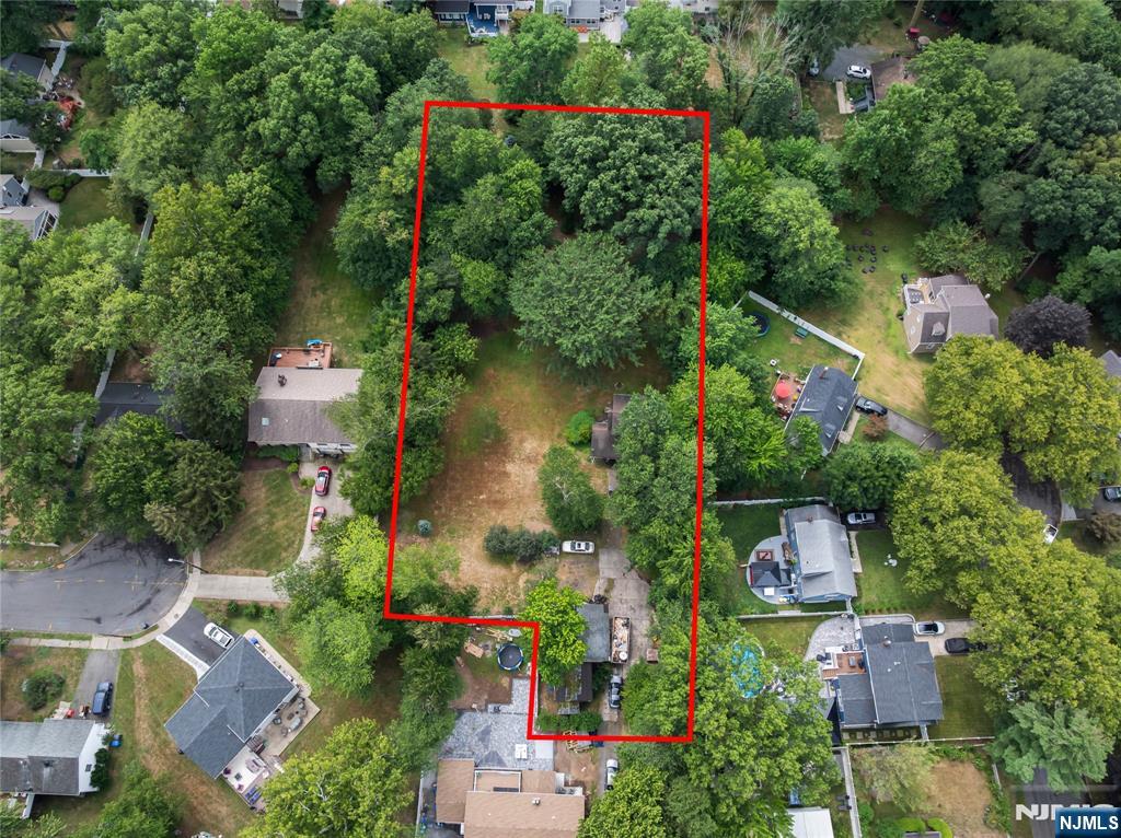 250 Ivy Lane