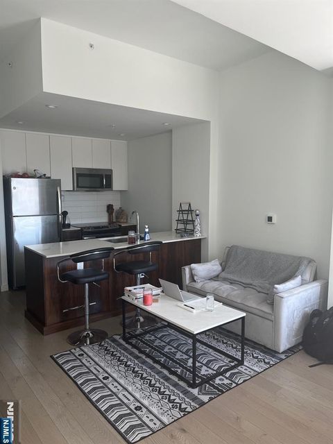 770 Jackson Street 607 Hoboken NJ 07105
