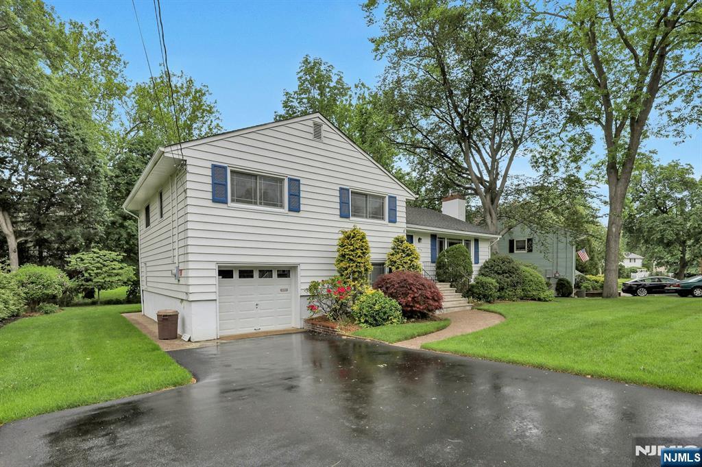 259 Burnside Place