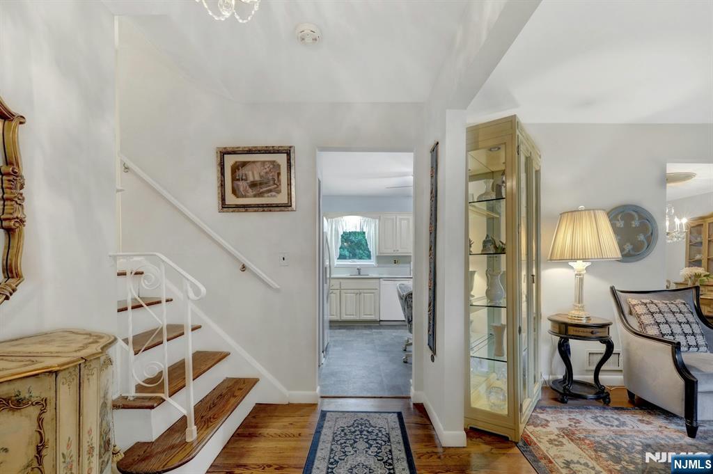 259 Burnside Place