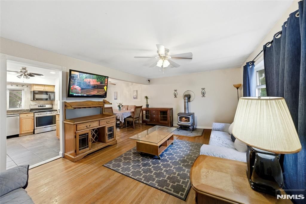 Photo of 22 Cottage Street, Belleville, NJ 07109 (MLS # 26009734)