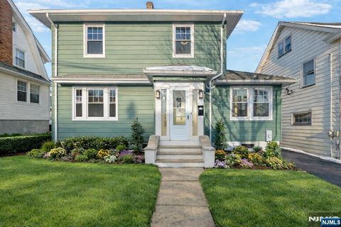 Photo of 413 Franklin Avenue, Hasbrouck Heights, NJ 07604 (MLS # 25043025)