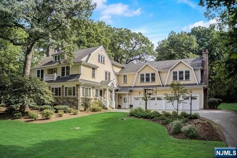 Photo of 23 Olney Road, Mahwah, NJ 07430 (MLS # 26008147)