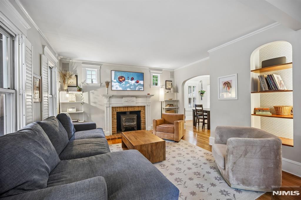 5 Ferguson Place