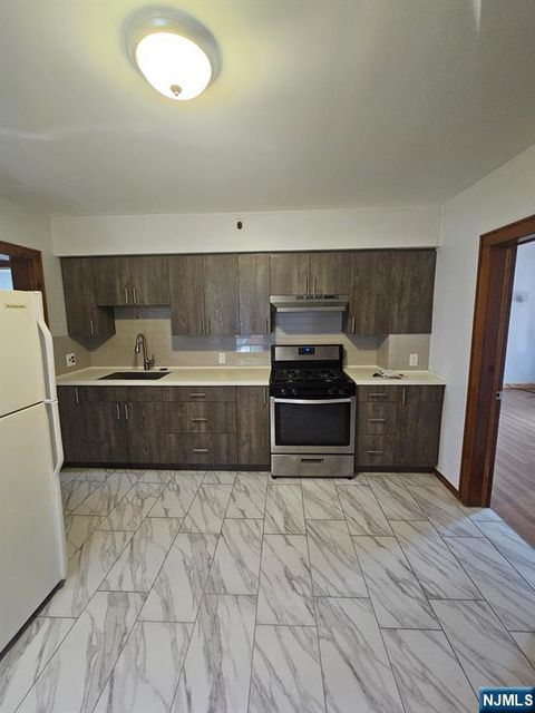 Photo of 268 Palisade AVE #1st floor, Garfield, NJ 07026 (MLS # 26027568)