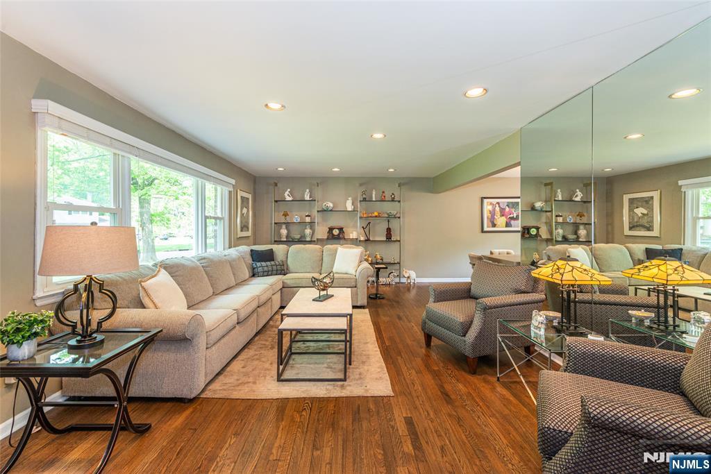 102 Robertson Drive