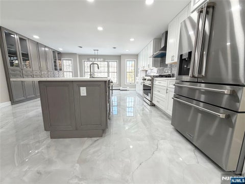 Photo of 850 Ridgewood Avenue, Oradell, NJ 07649 (MLS # 26035019)