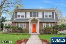 Property for Sale at 400 Irving Avenue, South Orange Village, New Jersey - Bedrooms: 3 
Bathrooms: 2.5 
Rooms: 7  - $849,900