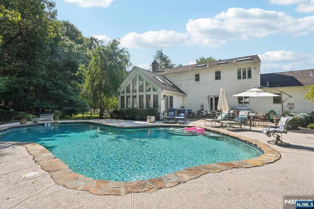 Photo of 23 Herlihy Drive, Mahwah, NJ 07430 (MLS # 25031953)