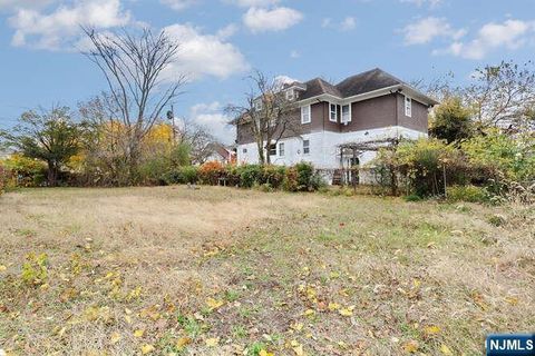 75 Cleveland Street Hackensack NJ 07601