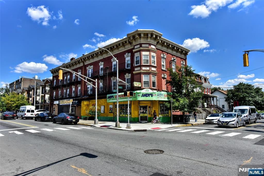 188-190 Carteret Avenue