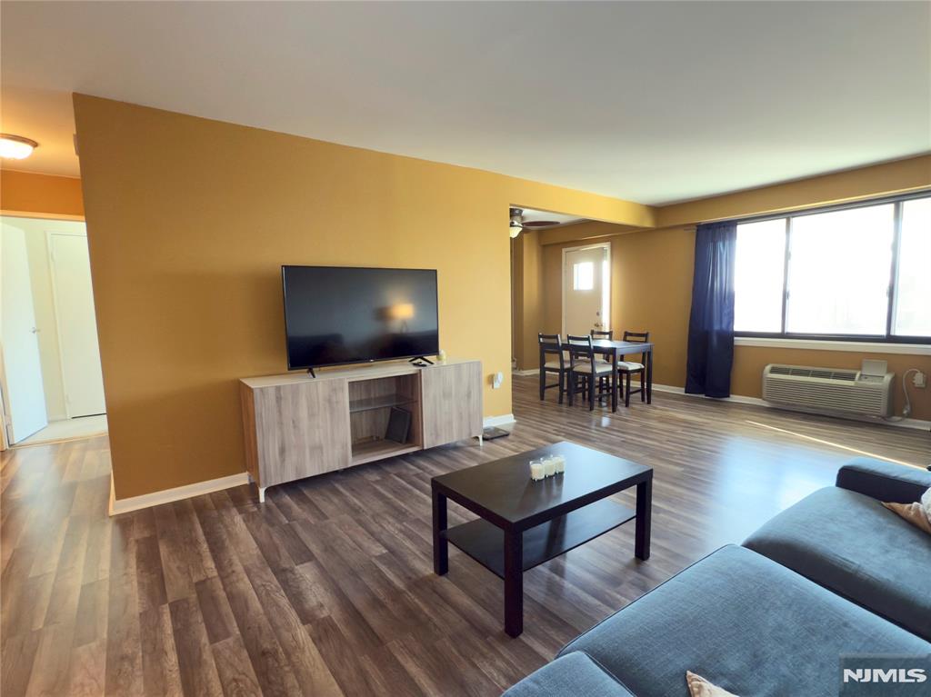 307 Prospect Avenue 4G