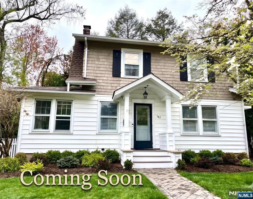 Photo of 107 Maple Street, Ramsey, NJ 07446 (MLS # 26013677)