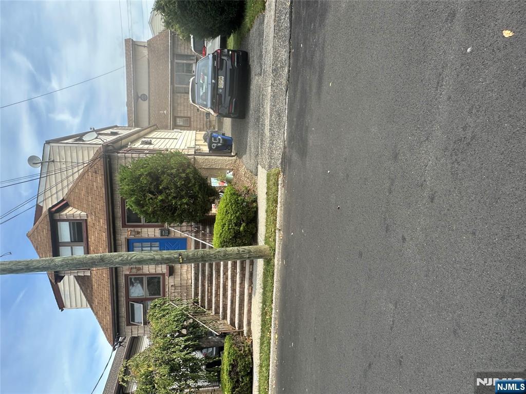 95 McKinley Avenue