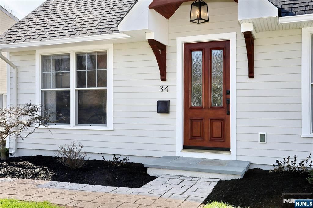 Photo of 34 Charles Terrace, Waldwick, NJ 07463 (MLS # 26012155)