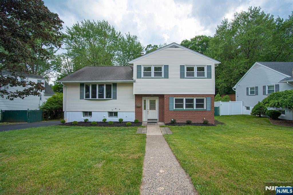 Homes for Sale in Northern NJ | ThisIsRiverEdge.com 338 Main Street