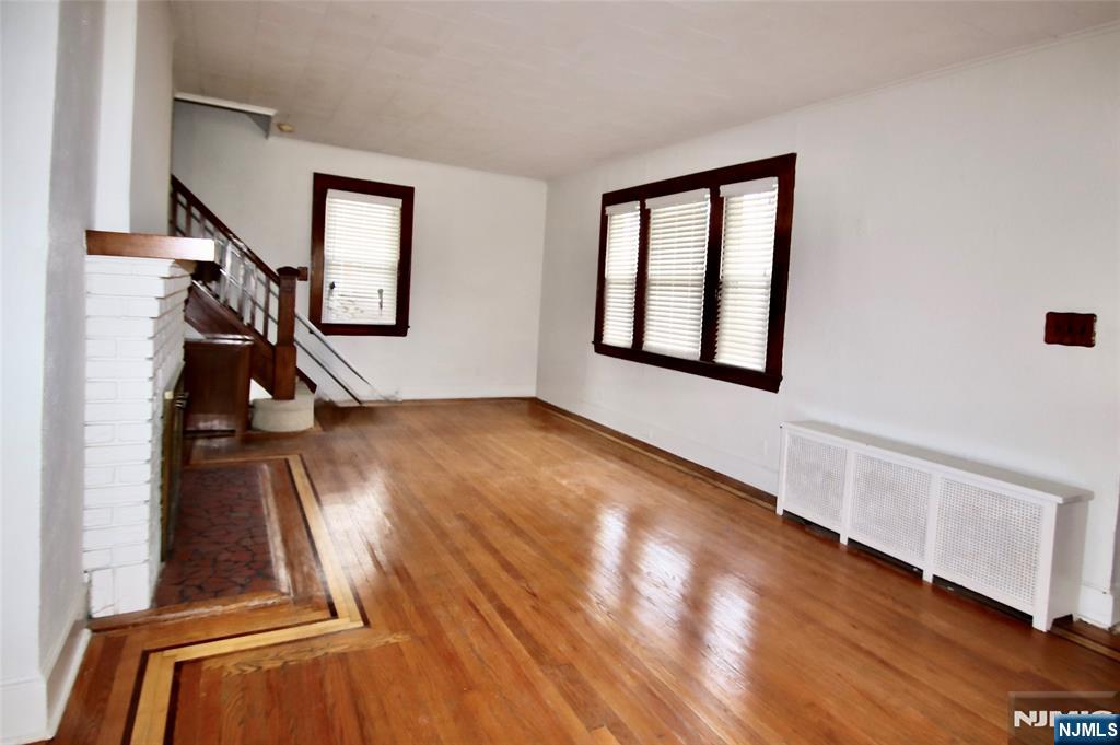 9-02 12th Street