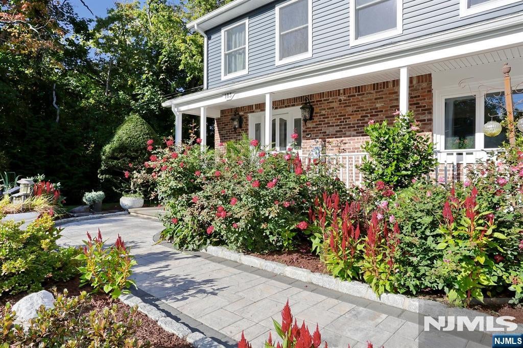 183 Farview Avenue