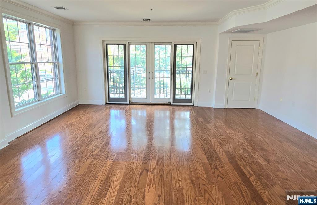 54 Polifly Road 201