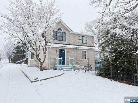 Photo of 80 Roosevelt Avenue, Bergenfield, NJ 07621 (MLS # 26007183)