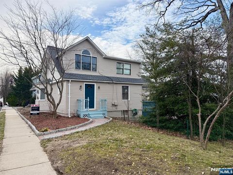Photo of 80 Roosevelt Avenue, Bergenfield, NJ 07621 (MLS # 26007183)