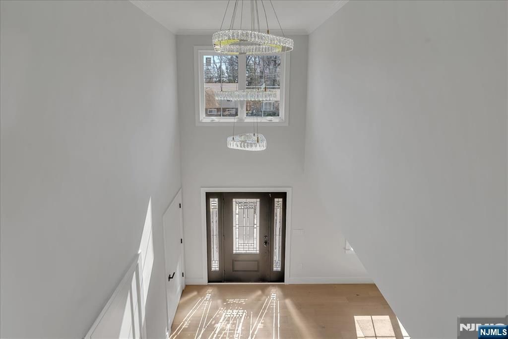 Photo of 6 Clinton Place, Woodcliff Lake, NJ 07677 (MLS # 26010038)