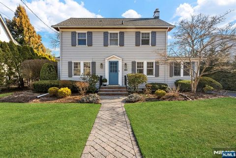 163 Hampton Place Ridgewood NJ 07450