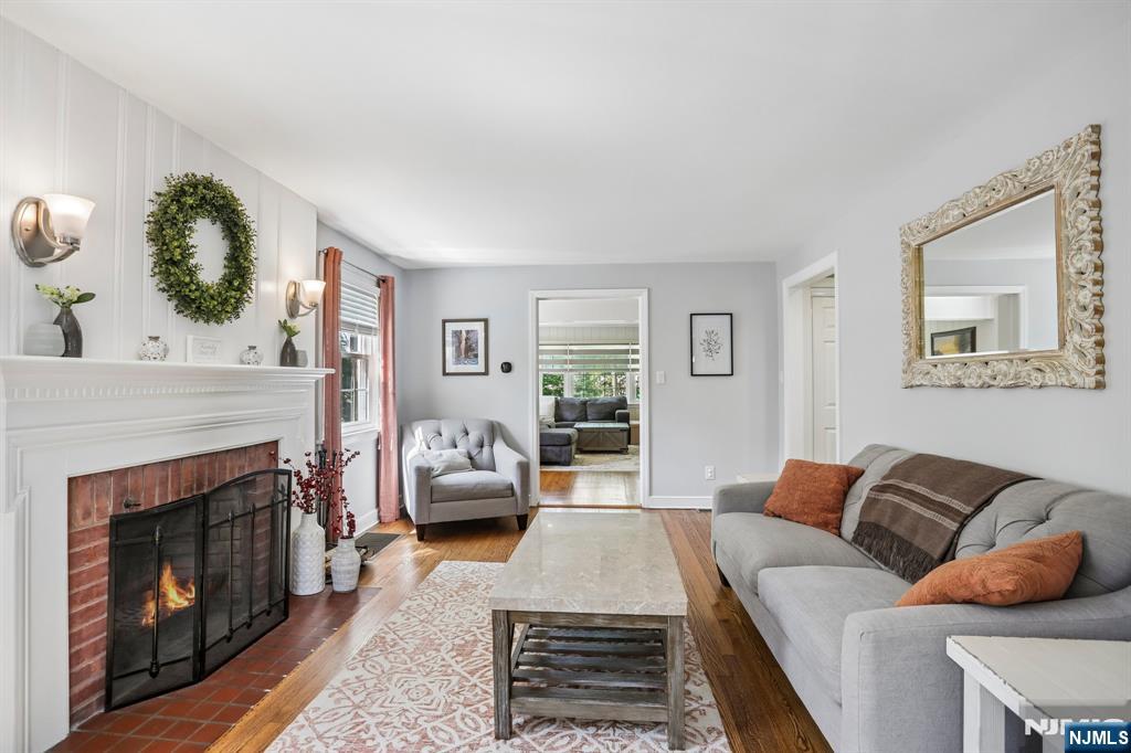 30 Sherbrooke Parkway