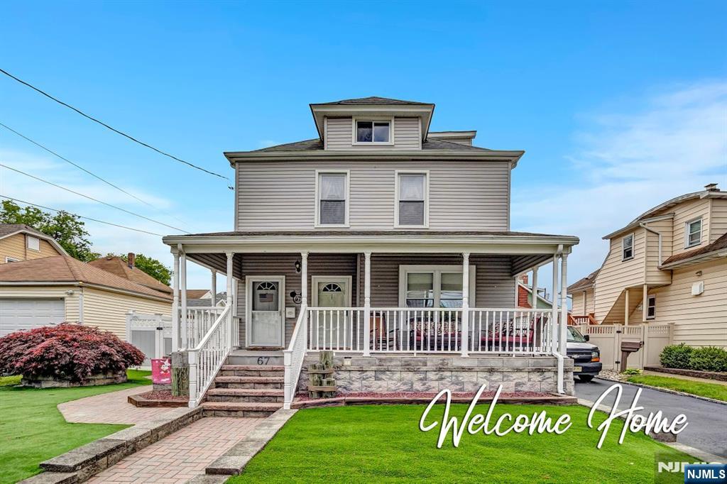 Property for Sale at 67 May Street, Hawthorne, New Jersey - Bedrooms: 3 
Bathrooms: 3 
Rooms: 10  - $679,000