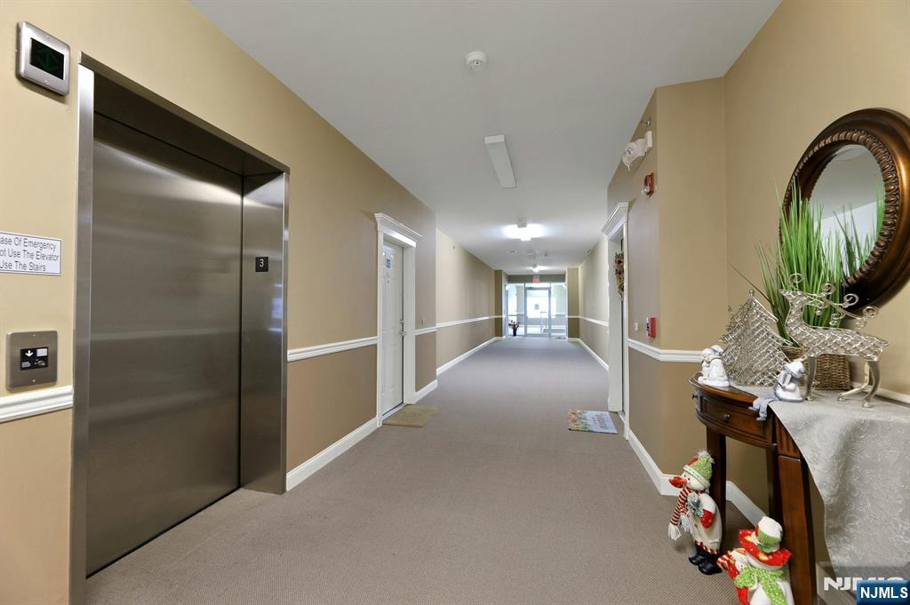 520 Victor Street 42