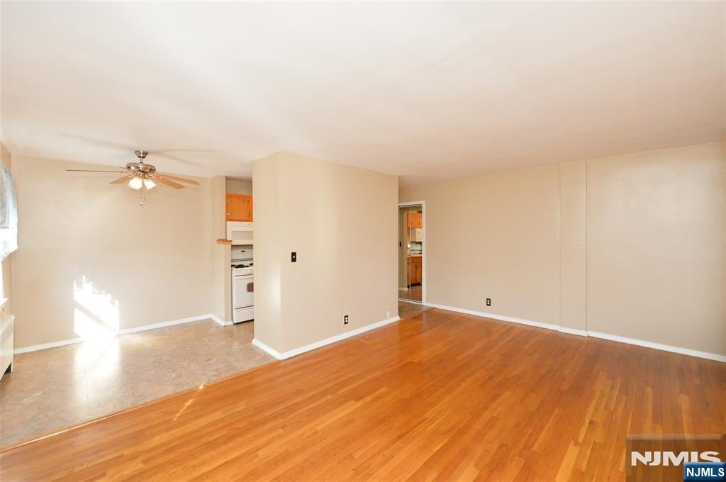 241 Main Street 3H