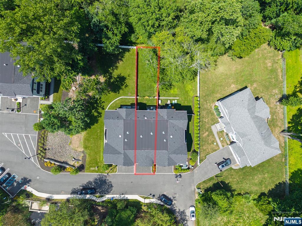 110 Mason Court 2H