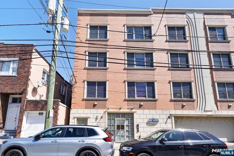 7008 Madison 202 Guttenberg NJ 07093