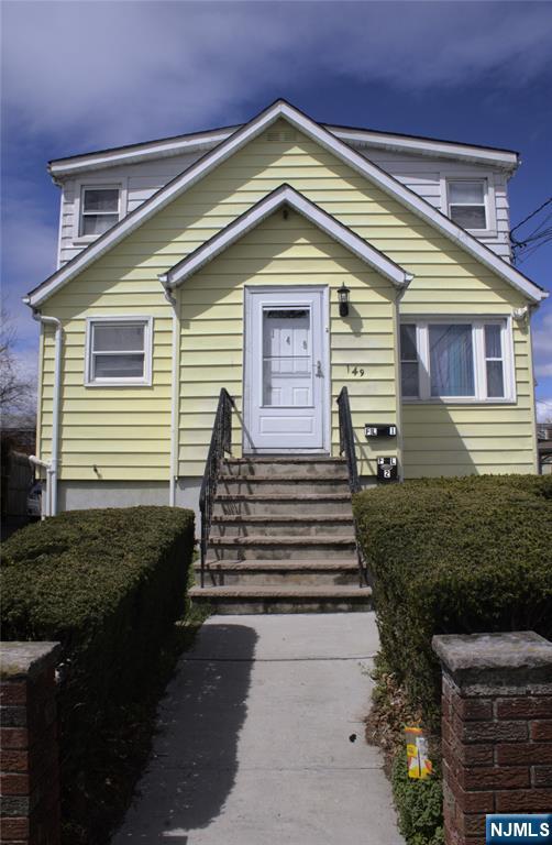 Property for Sale at 149 Union Street, Hackensack, New Jersey - Bedrooms: 4 
Bathrooms: 3 
Rooms: 8  - $649,900