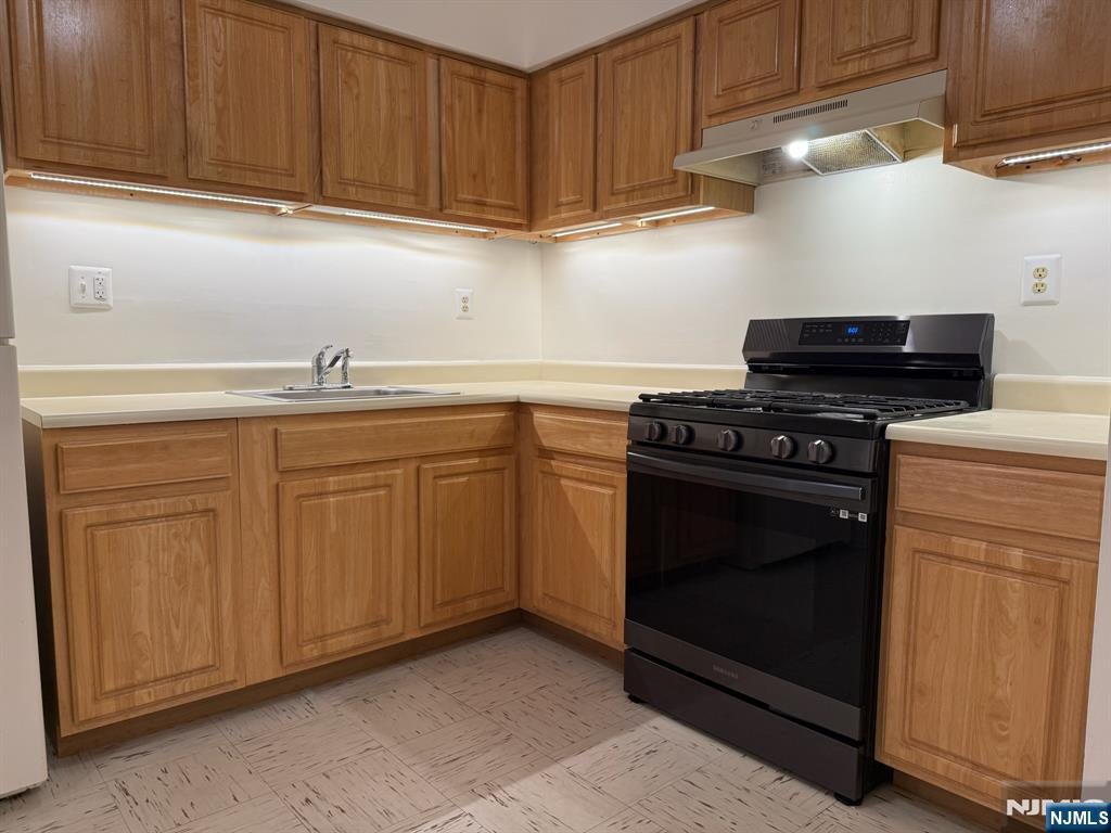 326 Hoover Avenue 80