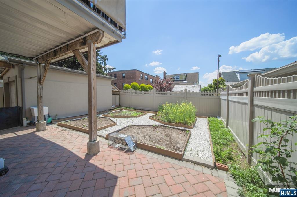 72 Brinkerhoff Terrace