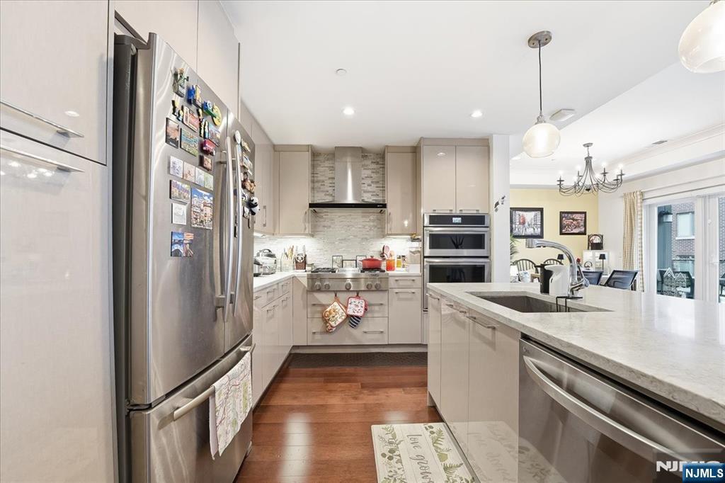 150 Henley Place 210