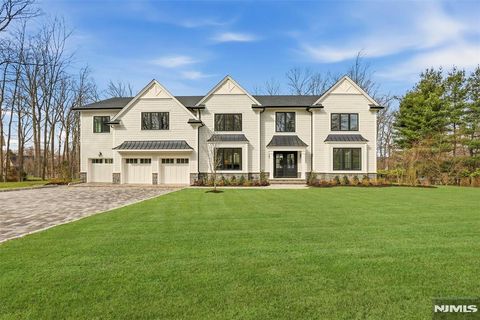 26 Huff Terrace Montvale NJ 07645